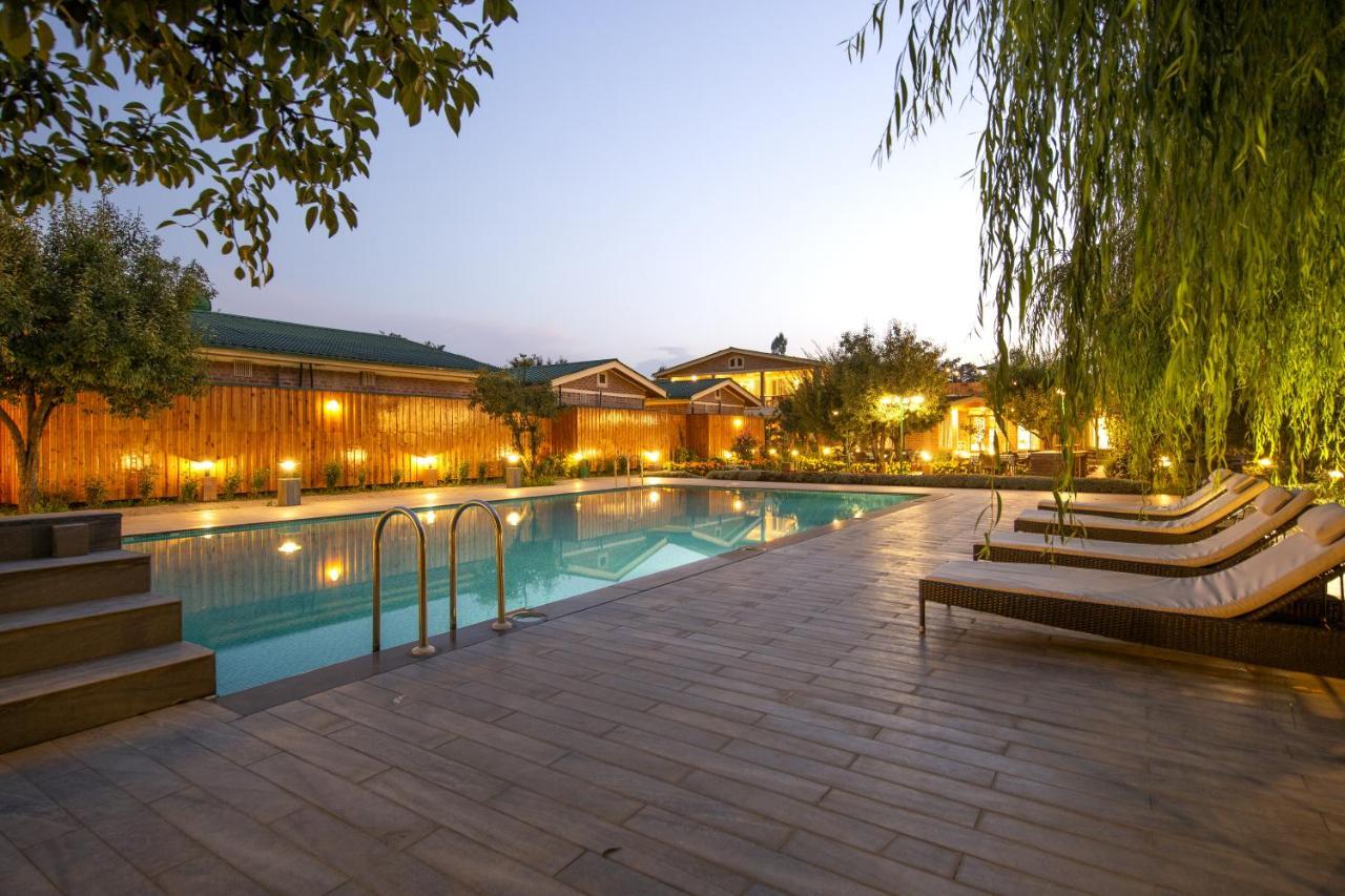 The Orchard Retreat & Spa Srīnagar Exteriör bild