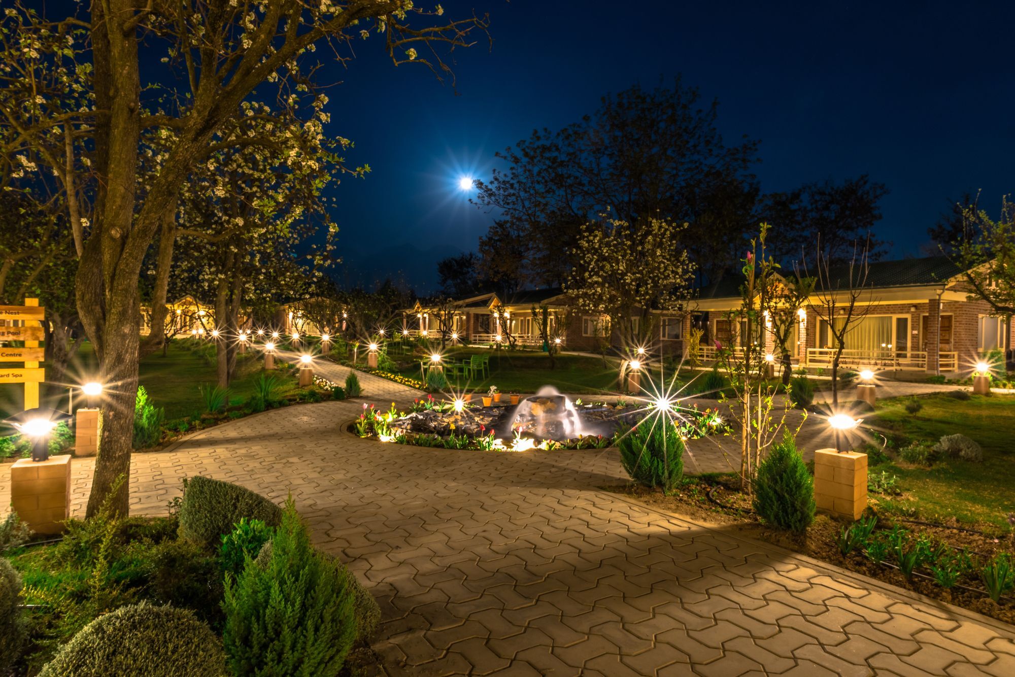 The Orchard Retreat & Spa Srīnagar Exteriör bild